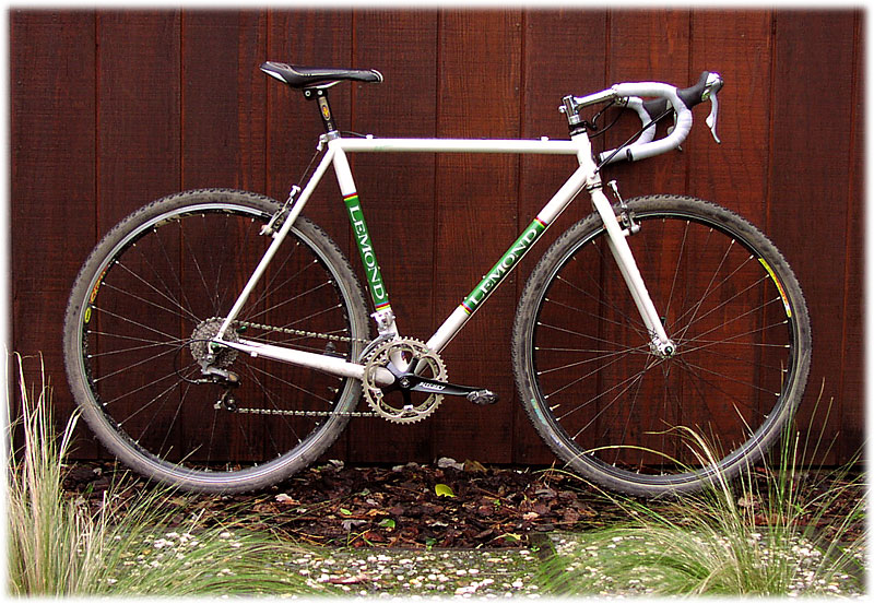 Lemond Poprad - side view