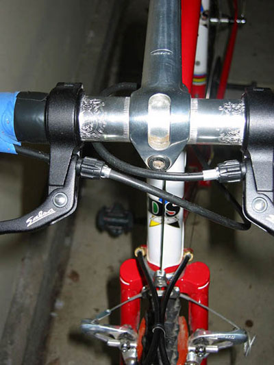 Della Santa Cross Bike - headtube & cable routing