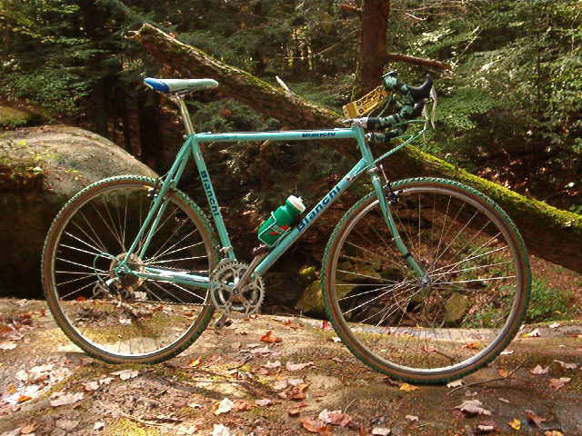 Bianchi Cyclocross - side view