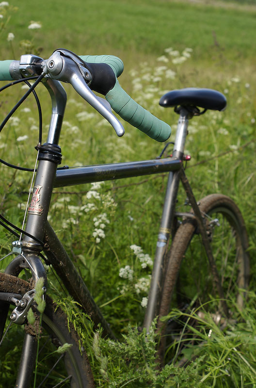 Raleigh Pioneer Trail - front end detail