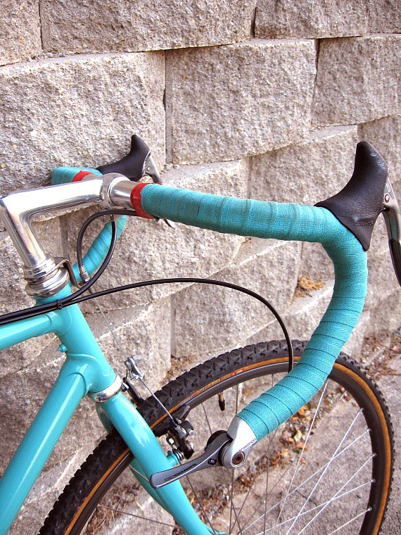 Bianchi Axis - front end detail