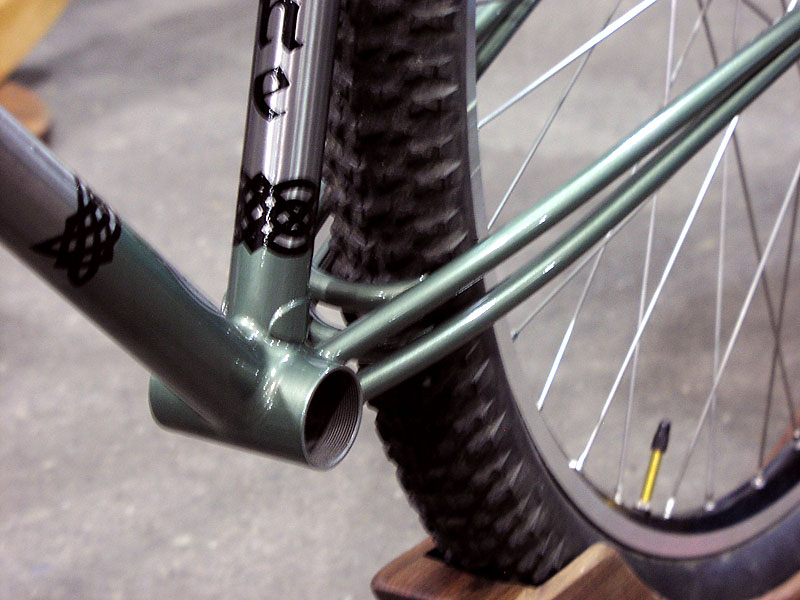 Ahearne Cycles - detail of twin tubed chainstay.