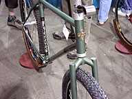 Ahearne 29er front quarter view