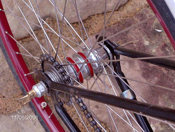 Raleigh Sports Hot Rod - rear hub detail