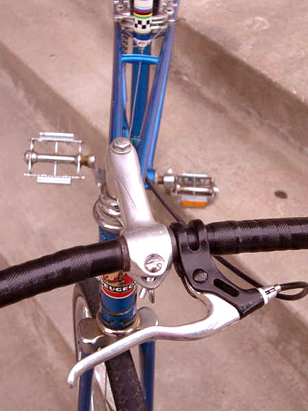 Peugeot Mixte - brake lever detail