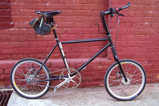 Rentschler Minivelo - driveside view