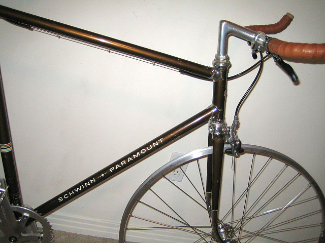 Schwinn Paramount - front end view