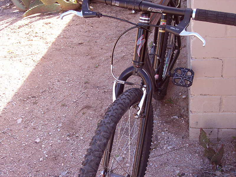 Specialized Stumpjumper M2 - front end detail