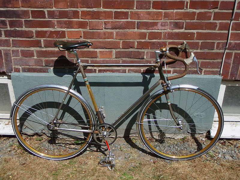 Motobecane - side view