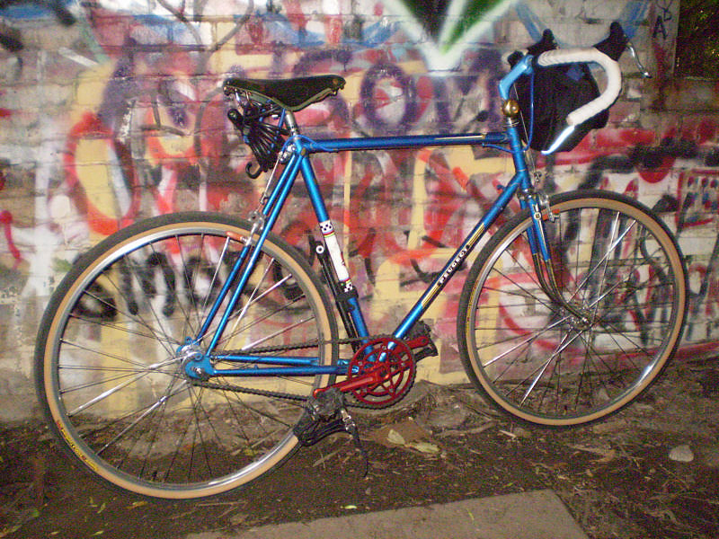 Peugeot Fixie - drive side view