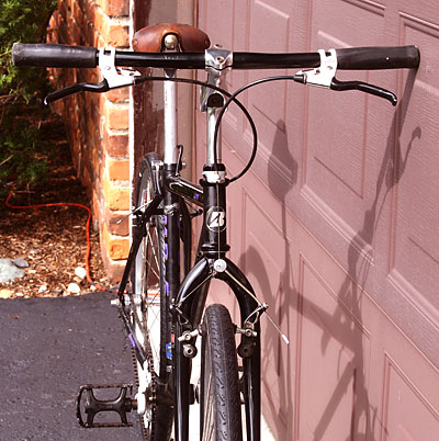 Bridgestone MB-5 - front end view