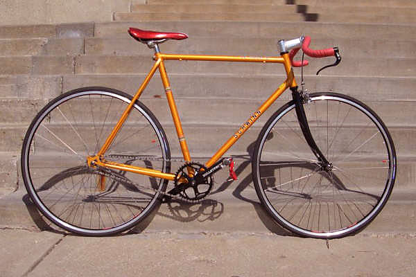 Schwinn Le Tour II - side view