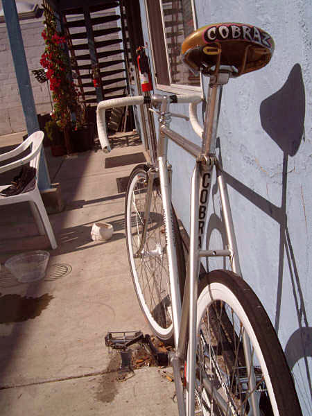 Motobecane Le Champion - rear view