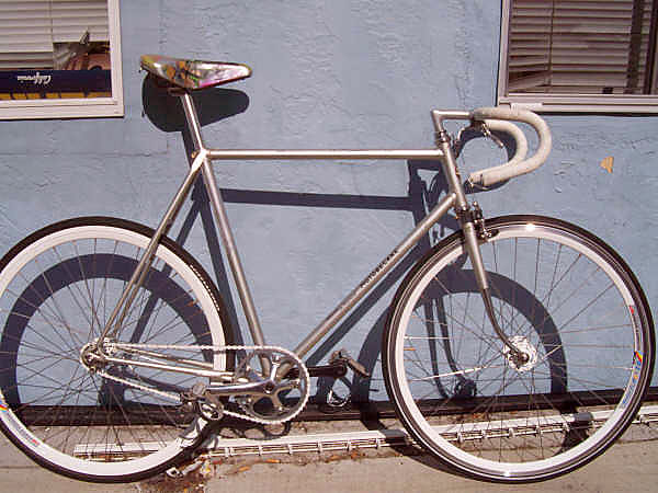 Motobecane Le Champion - side view