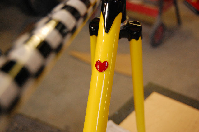 Nishiki - downtube heart detail