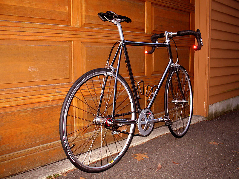 Bowen Singlespeed - rear angle view