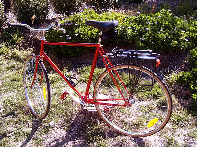 Le Velo de Ville - nondrive side view