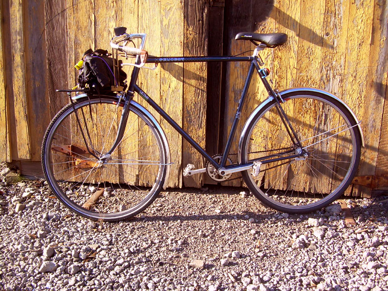 Peugeot - non-drive side view