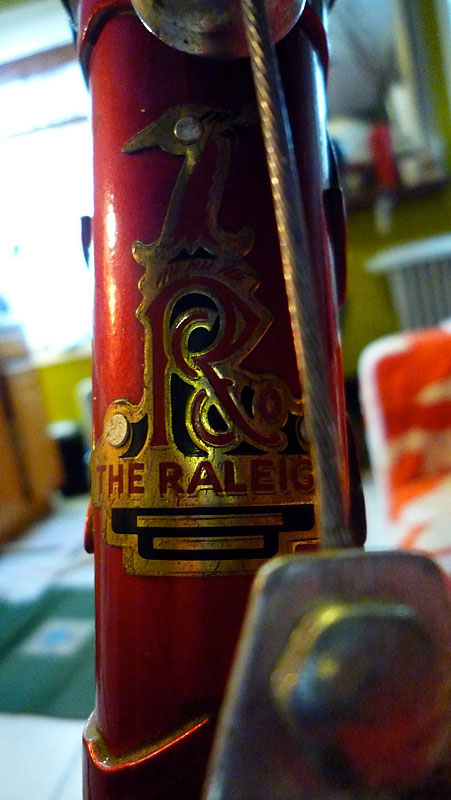 Raleigh Grand Prix - headbadge detail