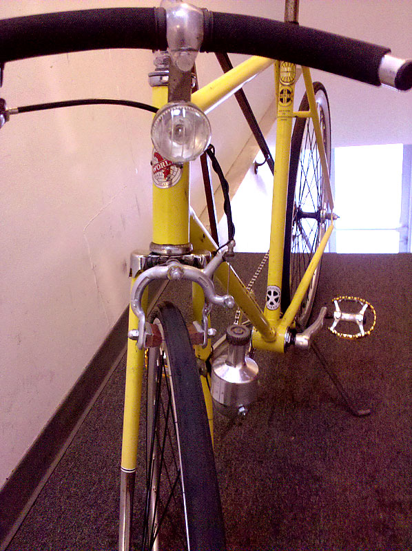 Schwinn World Traveler - front end view