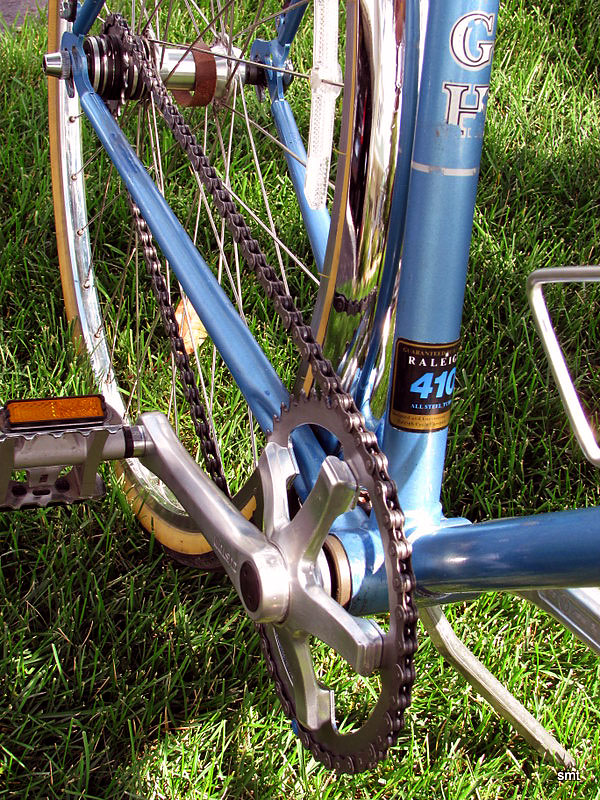 Raleigh Sportif - bottom bracket detail