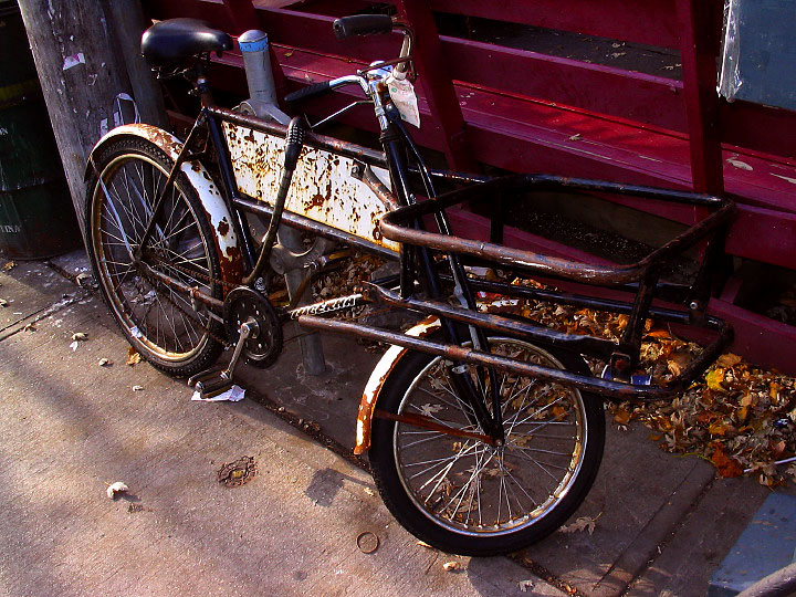 Toronto low wheel delivery bike