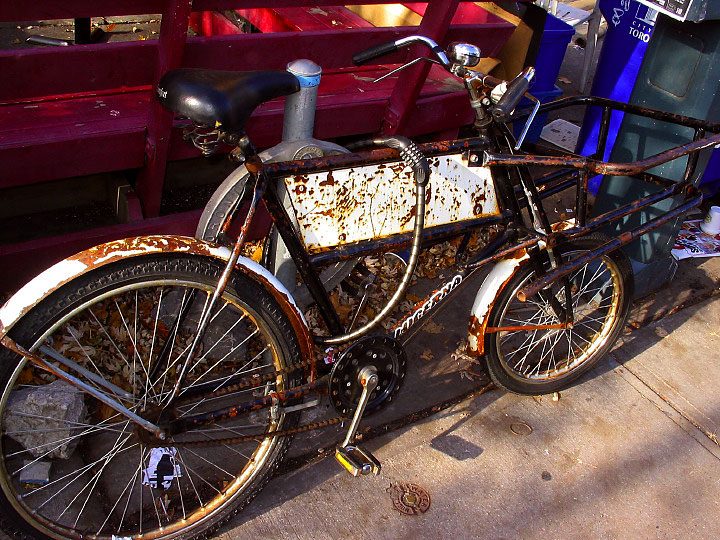 Toronto low wheel delivery bike