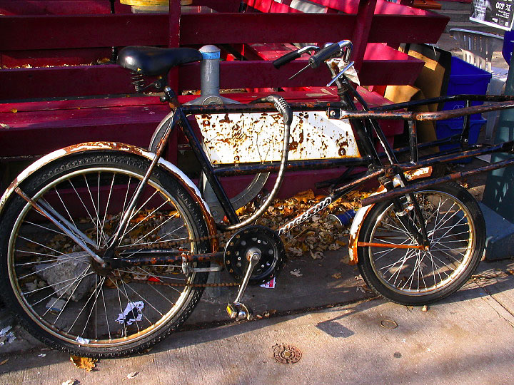 Toronto low wheel delivery bike