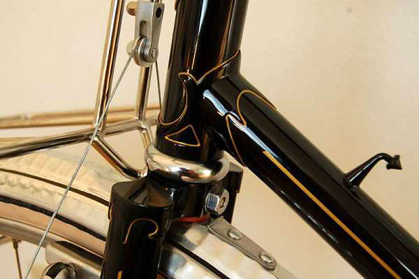 Curt Goodrich Porteur - headtube & fork crown detail