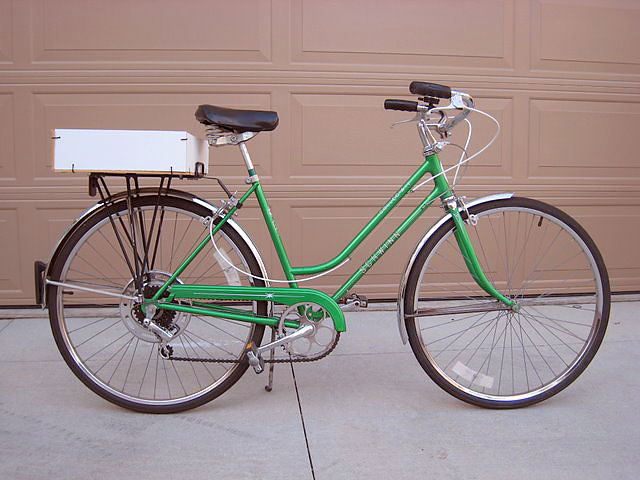 Schwinn Collegiate - side view